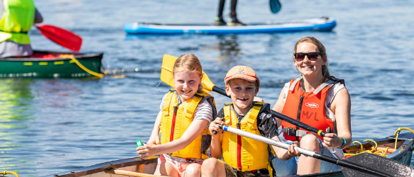Boat Hire Wokingham Countryside